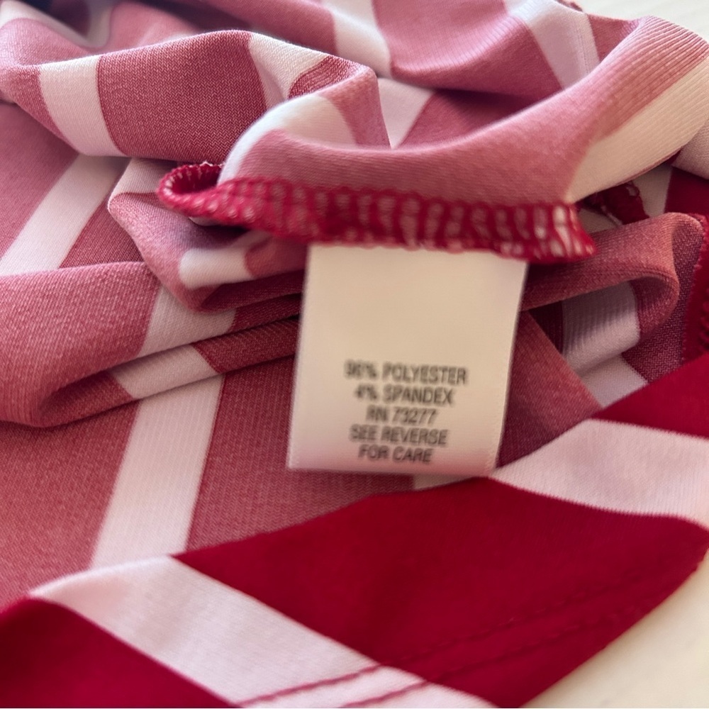 Croft & Barrow red and white short open sleeve womens medium top with ties - Picture 9 of 9